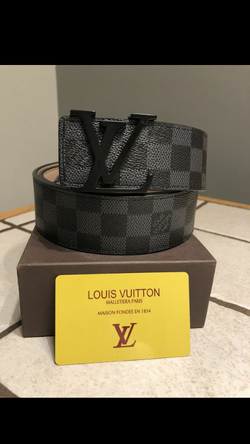 LV belt authentic