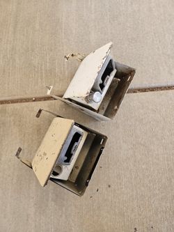 73-87 Chevy C10, K5 Blazer, Suburban Ash Tray 