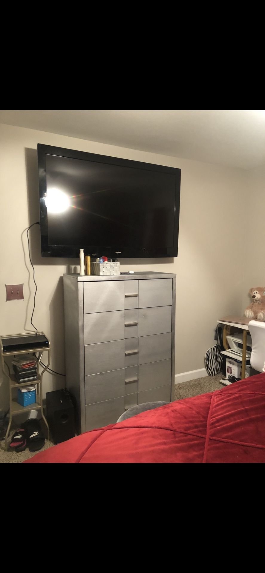 55” Sanyo TV