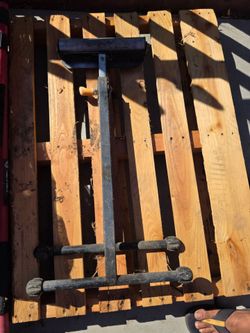 Adjustable Roller Stand
