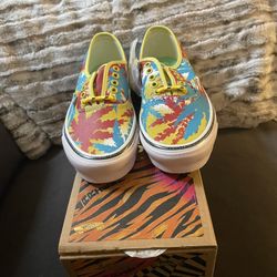 Van Vault Aries - Size 8