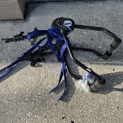 THULE REAR TRUNK MOUNTED BIKE RACK HATCH BACK 2 BIKES Outdoor Excise Fun Man Woman Boy Girl Car Truck SUV Vehicle 