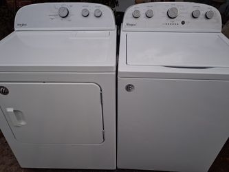 Whirlpool Washer and Dryer Set