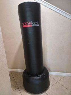 Freestanding punching bag