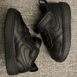 Nike Court Borough Low 2 