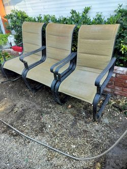 3 sillas para patio