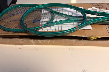 New Racket  Wilson Blade V10 98 16x19