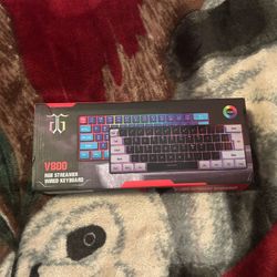 V800 RGB Streamer Wired Keyboard.
