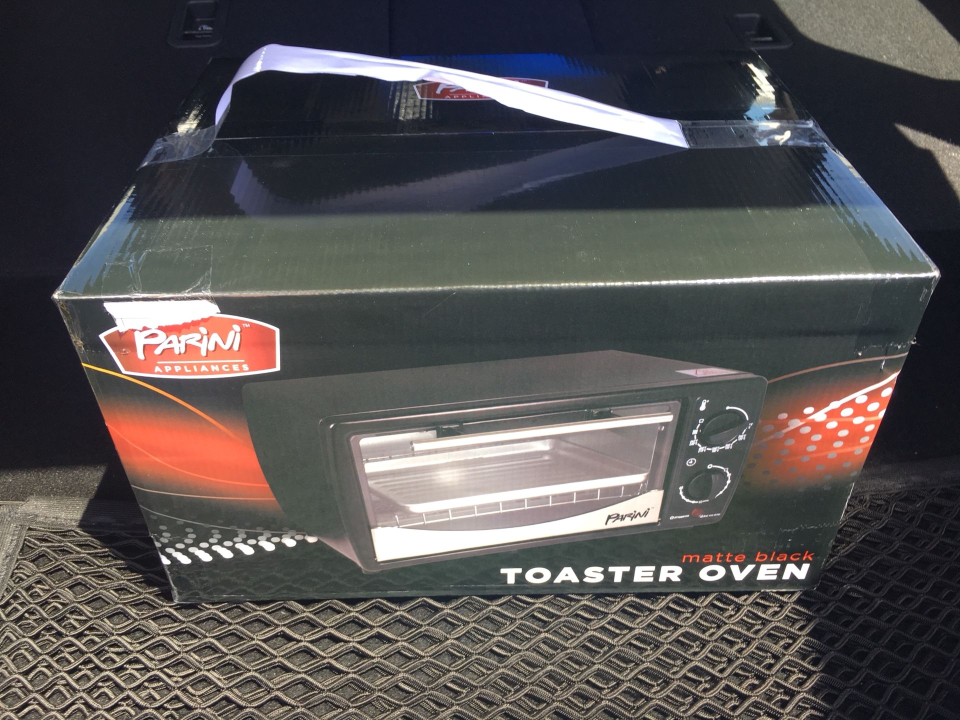 Brand new in box: matte black toaster oven - Parini appliances