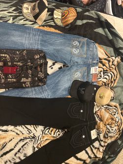 Hats/cowboypants/cowboyshirt