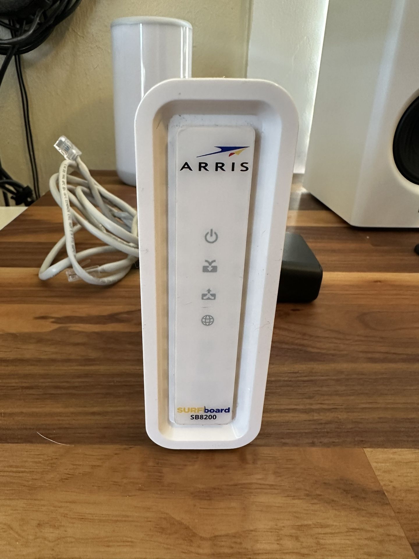 Arris SB8200 Cable Modem