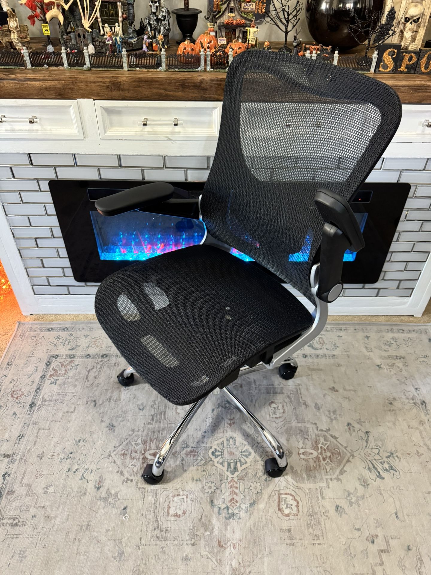Black nylon mesh Highback office chair