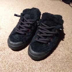 ** DOLCE AND GABBANA SNEAKERS BASSA IN BLACK/ SIZE 46 (12) ** $475 OBO
