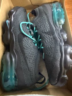 Men’s AIR VAPORMAX size 8.5