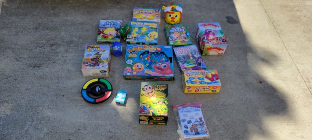 Lot of 16 Kid's Board Games
