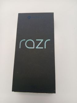 Get moto g razr for $ 50 at Total wireless store ( plan and tax charges may apply)