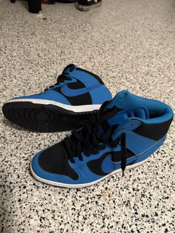 Nike Dunk Sky High