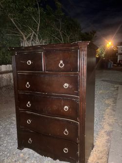Free dresser