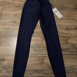 Alo Yoga- High Waist Airlift Leggings 