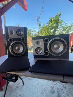 JBL Studio Series S38ii  3-Way 8 Ohms 8"
