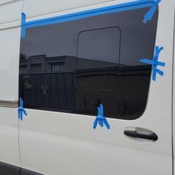 Flush Mounted Sprinter Van Glass Windows