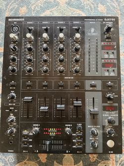 Behringer Pro Mixer DJX750 5-Channel DJ Mixer