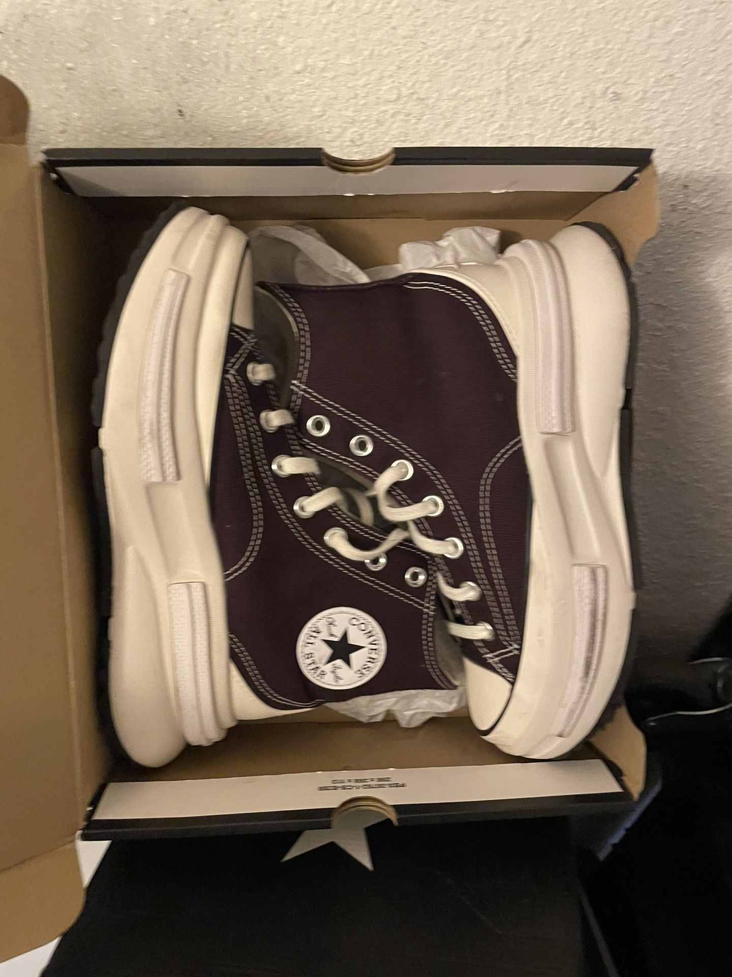 3, PARES DE CONVERSE # 5 7.5