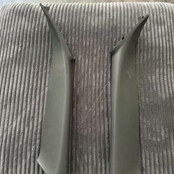 99-06 Silverado Pillars 