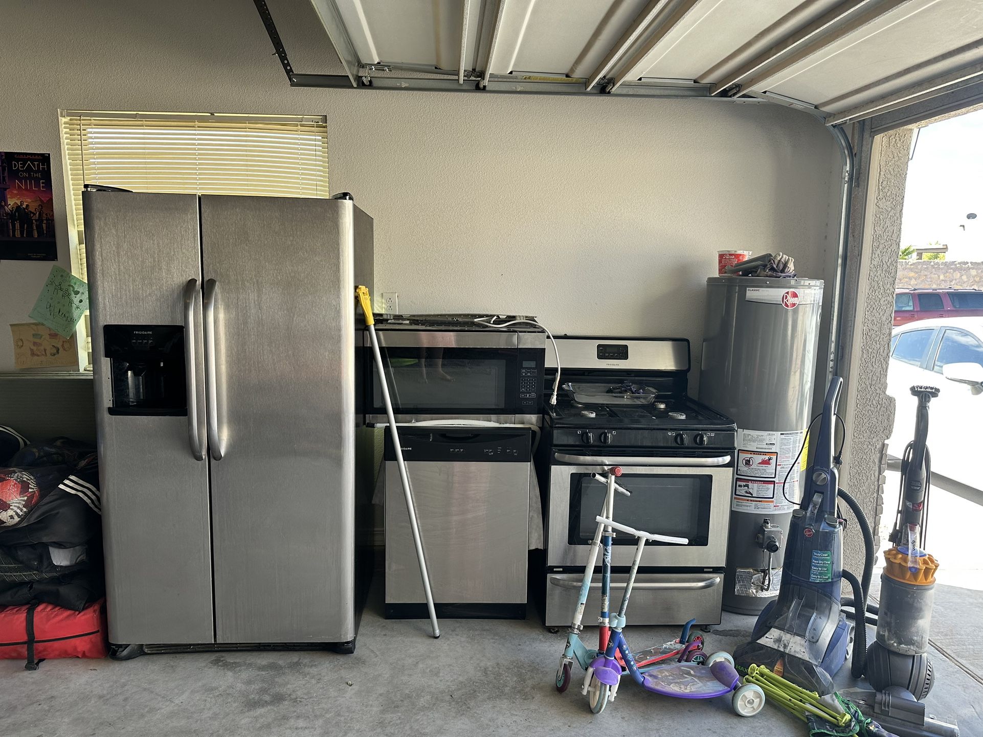 Kitchen Appliances Frigidaire