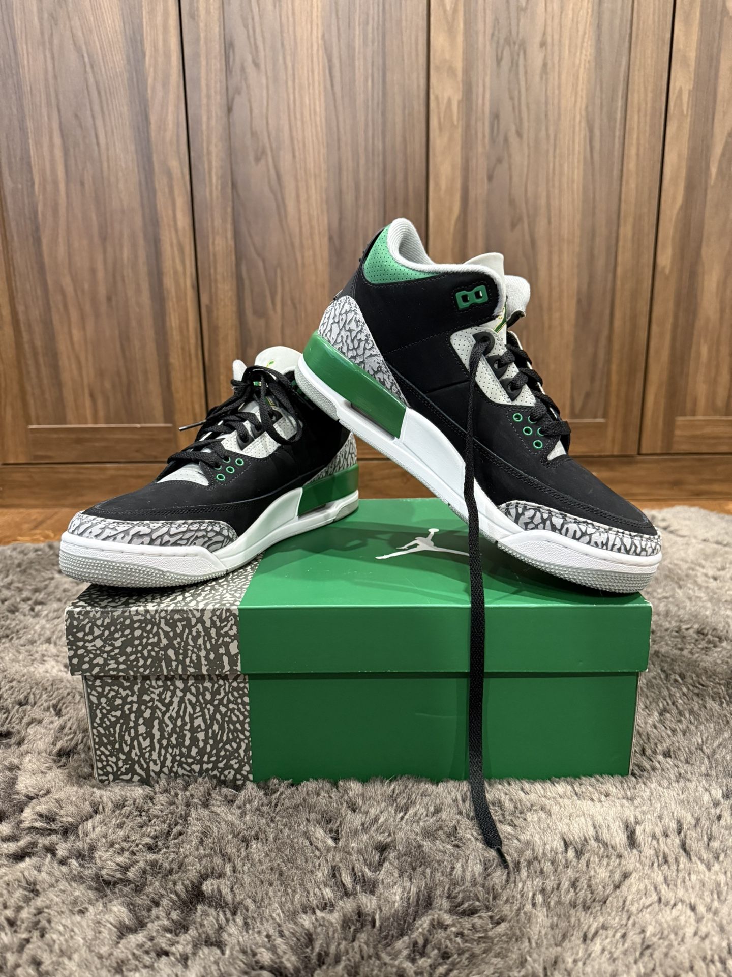 Air Jordan 3 Retro Pine Green