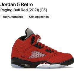 JORDAN LO RETRO
RAGING BULL RED  (GS) Size 4.5
