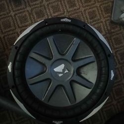 2  12 in kicker compvx 40ohm 1500 Watson