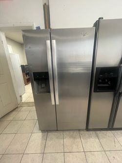 Refrigerator Whirlpool 33”