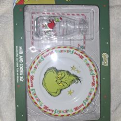 Grinch Cookie Milk Set 