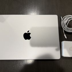 2021 Apple MacBook Pro 14” M1 Pro Silver