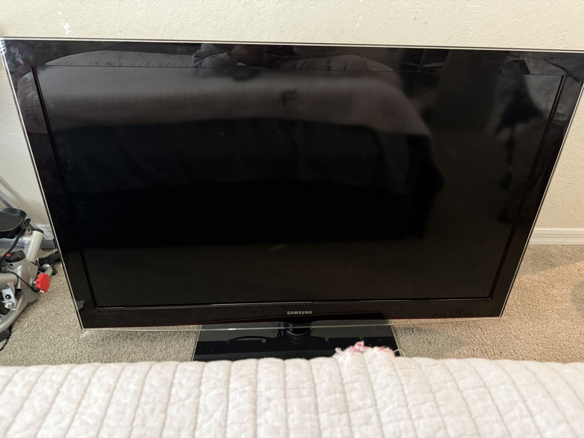 SAMSUNG TV