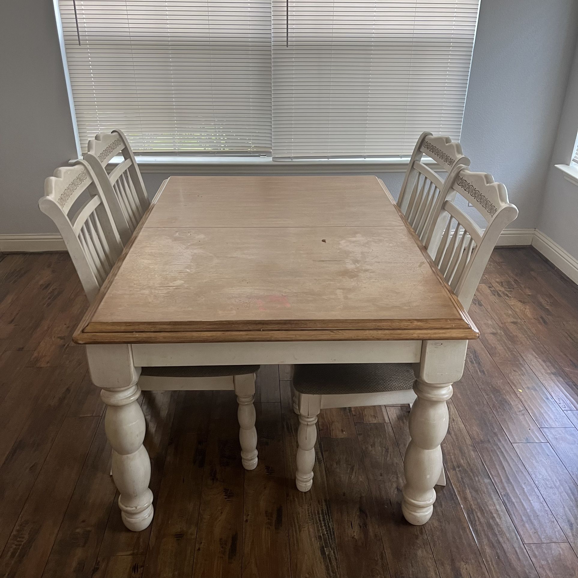 Kitchen Dining Table And Chairs 