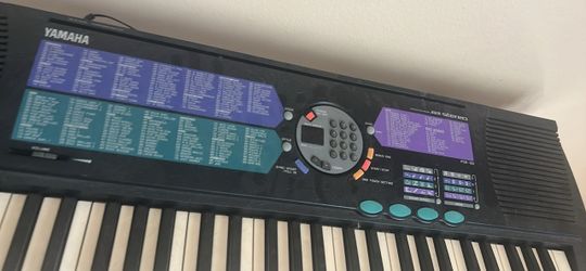 Yamaha PSR-185 Electronic Keyboard