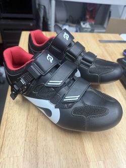Peloton Size 42 Shoes