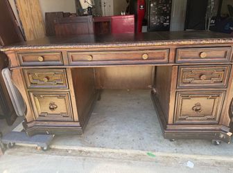Executive Desk  - Anderson Furniture