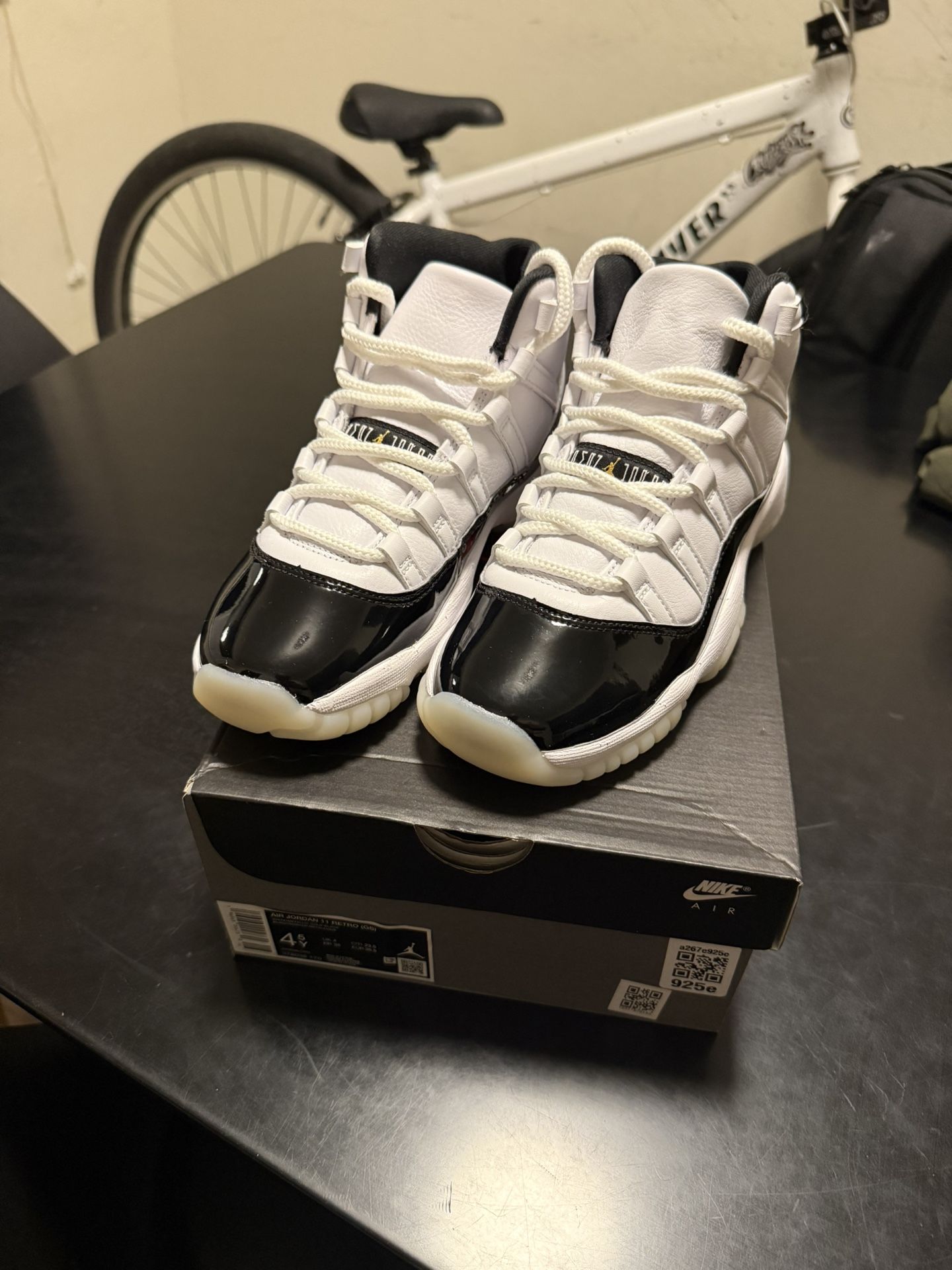 JORDAN 11 RETRO GS 'GRATITUDE / DEFINING MOMENTS'