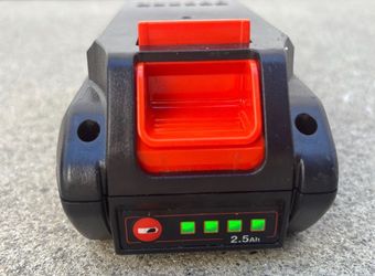 Echo 56V Compact 2.5 Ah Battery w/ eCM Battery Management Technology & OnBoard Fuel Charge Gauge