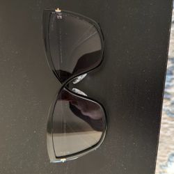 Tom Ford Sandrine-02 Sunglasses - Iconic Luxury Style