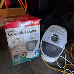 Oscilating Ceramic Heater 