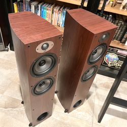 (2) Dual 6.5” 🔈 150w Audiophile Speakers 