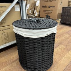 Black Wicker Laundry Basket With Lid 