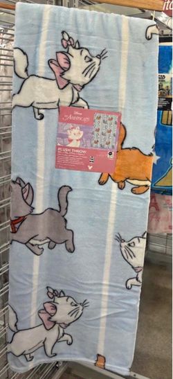 Disney Aristocats Plush Throw Blanket