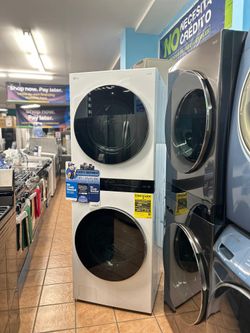 LG WashTower Stacked SMART Laundry Center 4.5 Cu.Ft. Front Load Washer & 7.4 Cu.Ft. Gas Dryer