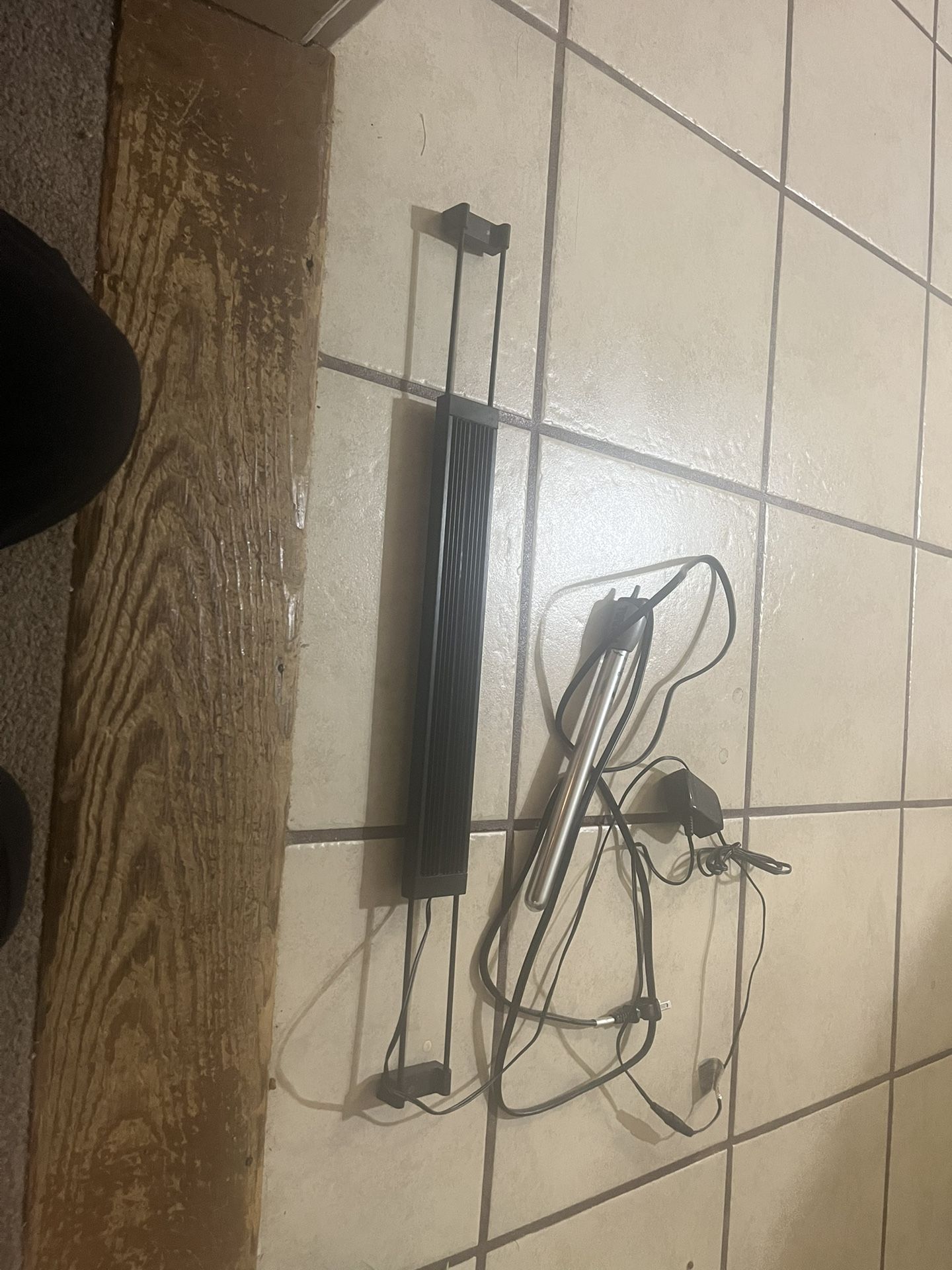10 Gallon Fish Tank Heater/Light
