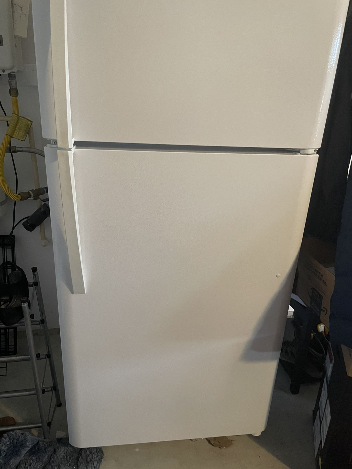 Kenmore Refrigerator - Model Ad 18